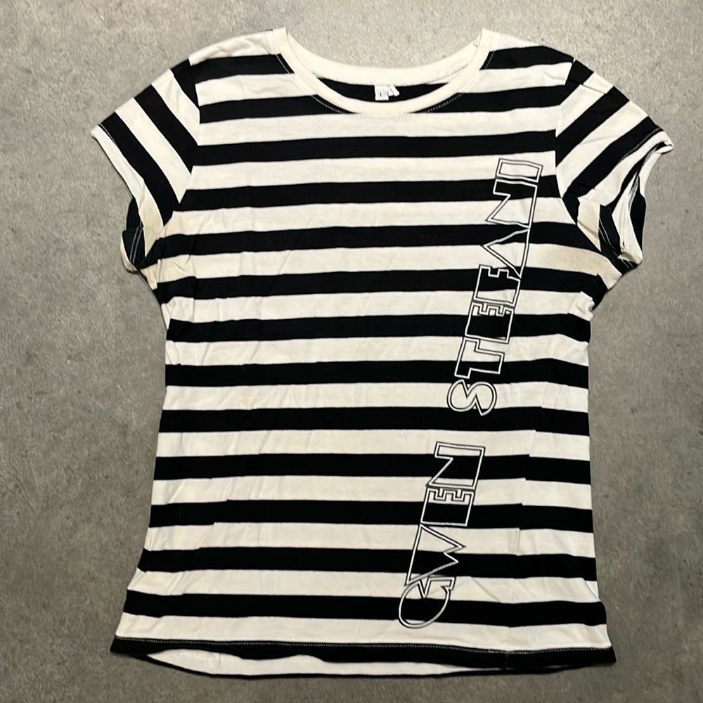 Gwen Stefani The Sweet Escape Tour Jailbreak Tee L